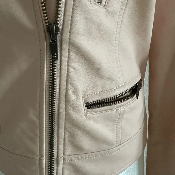 Glassons Pink Faux Leather Jacket - Picture 9 of 11